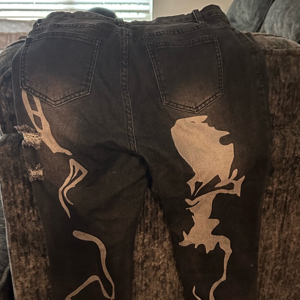 Medium SHEIN distressed jeans!